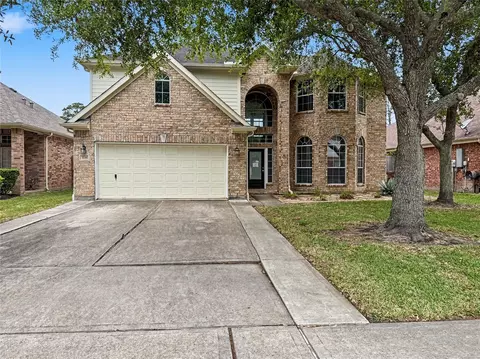 3736 Armand Dr, Dickinson, TX 77539