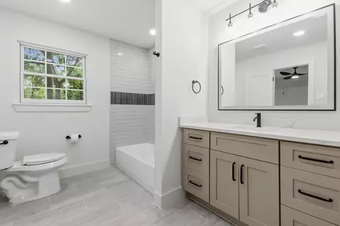 Bath - 6207 Darby Way, Spring, TX 77389 photo 6 of 7