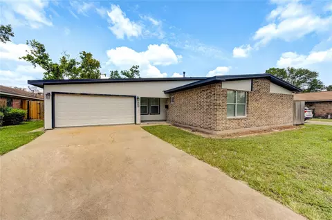 7602 Hammerly Blvd, Houston, TX 77055