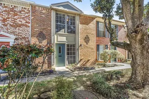 4410 T C Jester Blvd #13, Houston, TX 77018