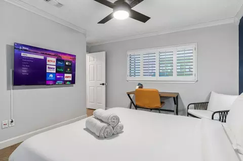 Bedroom - 6434 Lynngate Dr, Spring, TX 77373 photo 4 of 7