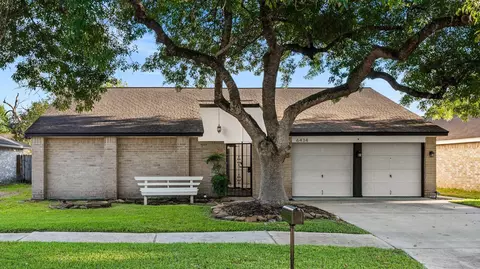 Exterior - 6434 Lynngate Dr, Spring, TX 77373 photo 3 of 4