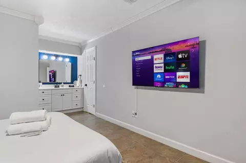 Bedroom - 6434 Lynngate Dr, Spring, TX 77373 photo 7 of 7
