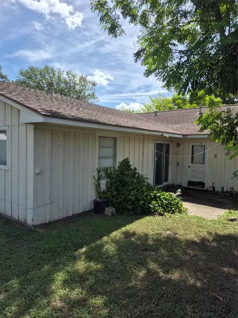 7618 N Kensico Rd, Houston, TX 77036