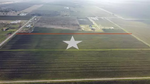 000 Barak Rd, Guy, TX 77444