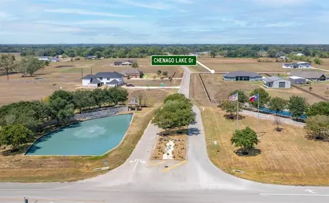 22611 Chenango Lake Dr, Angleton, TX 77515 photo 5