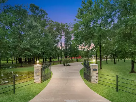 2410 Foley Rd, Crosby, TX 77532