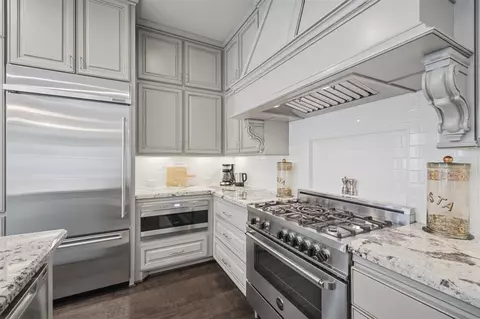 Kitchen - 8897 Van Allen Dr, Spring, TX 77381 photo 1 of 3