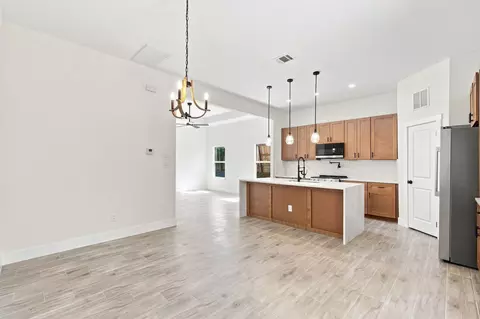 Kitchen - 3020 Apache St, Willis, TX 77378 photo 6 of 6