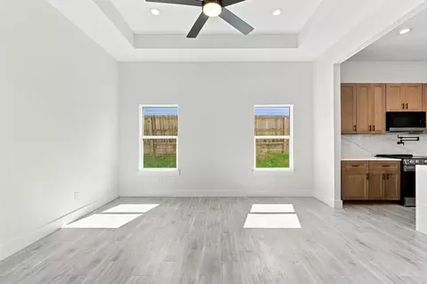 Living - 3020 Apache St, Willis, TX 77378 photo 2 of 3