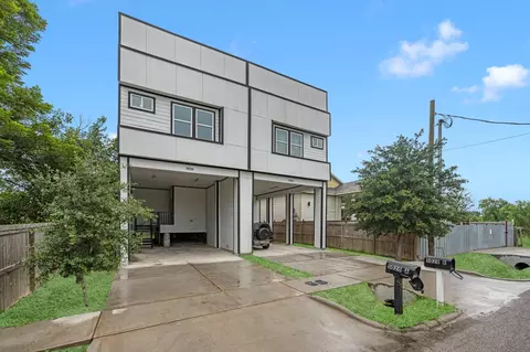 5020 Sayers St, Houston, TX 77026