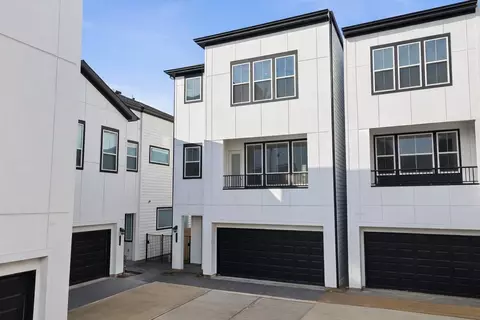 2706 Grand Fountains Dr #H, Houston, TX 77054