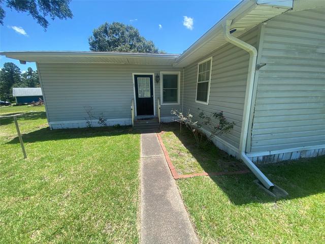 295 Lazy Hollow Ln, Livingston, TX 77351