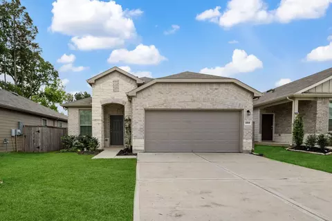 350 Shady Cedar Hill Ln, Willis, TX 77378
