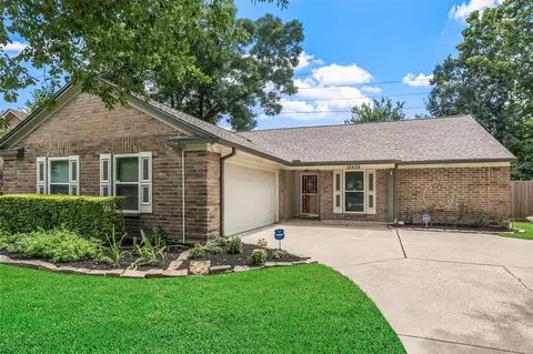 12502 Bent Pine Dr, Cypress, TX 77429