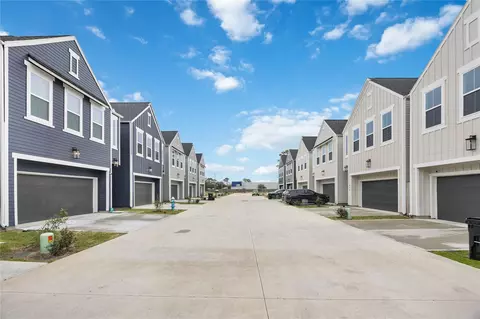 317 Charlock St, Houston, TX 77022