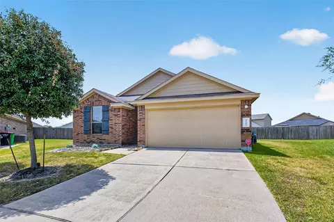 Exterior - 23202 Joy Ridge Dr, Spring, TX 77373 photo 4 of 12