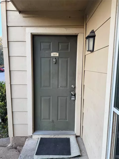 8100 Creekbend Dr #149, Houston, TX 77071