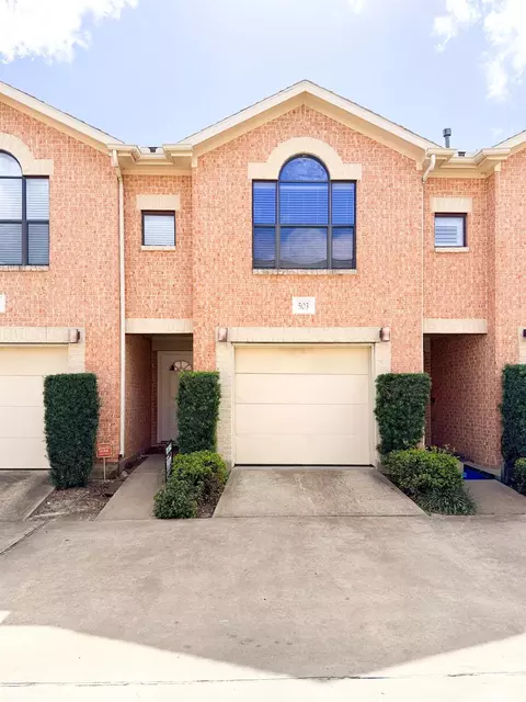 5941 S Loop Loop E #503, Houston, TX 77033