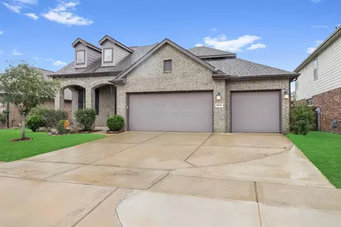 8406 Hunters Cliff Dr, Baytown, TX 77521