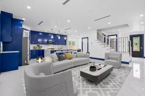 7831 Sandy St, Houston, TX 77028