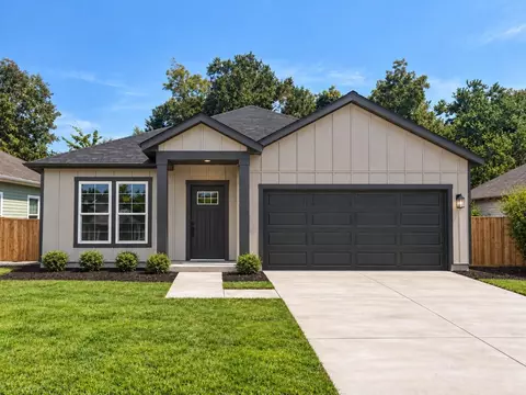 16 Louisiana St, Texas City, TX 77591