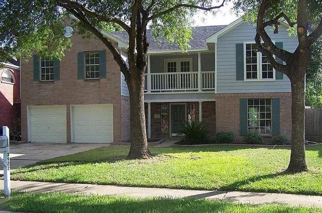 3922 Club Valley Dr, Houston, TX 77082