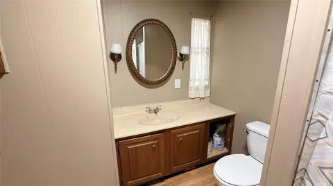 Bath - 247 Onalaska N, Onalaska, TX 77360 photo 1 of 1