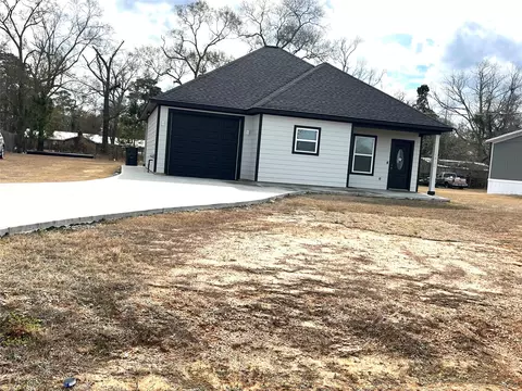 Exterior - 14952 Forest Castle Rd, Conroe, TX 77306 photo 3 of 10