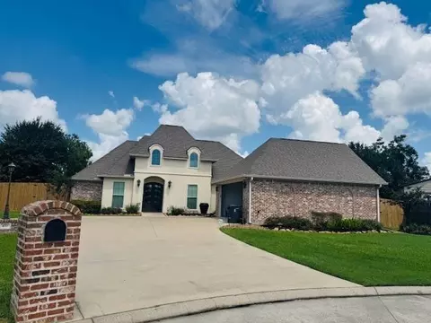 470 Bryant Blvd, Bridge City, TX 77611