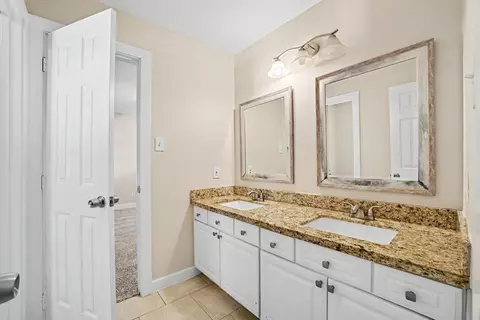 Bath - 6335 Borg Breakpoint Dr, Spring, TX 77379 photo 1 of 6