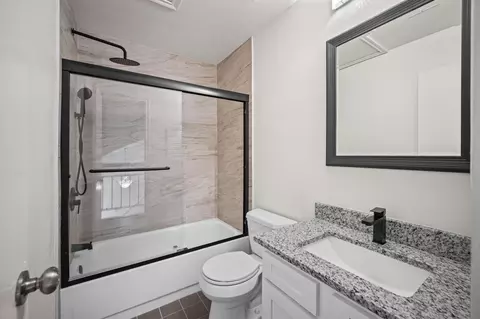 Bath - 13 Lakeridge Dr, Spring, TX 77381 photo 2 of 4