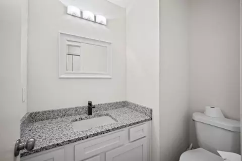 Bath - 13 Lakeridge Dr, Spring, TX 77381 photo 1 of 4