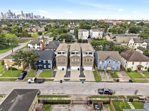 2811 Wichita St, Houston, TX 77004