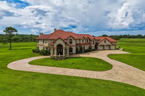 2702 Drs Dr, Richmond, TX 77406