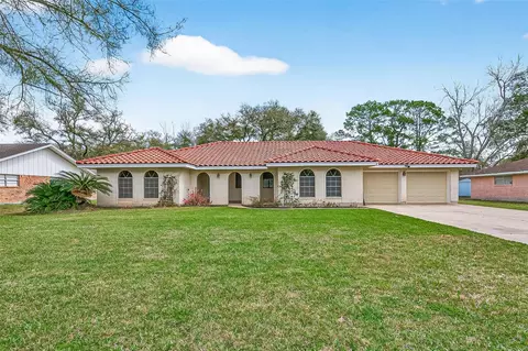 5607 Avenue M 12, Santa Fe, TX 77510