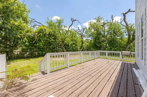Exterior - 102 Clegg St, Trinity, TX 75862 photo 5 of 6
