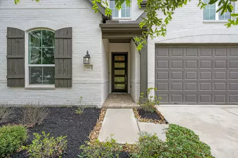 Exterior - 111 Liatris Ct, Conroe, TX 77304 photo 2 of 7