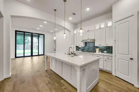 Kitchen - 111 Liatris Ct, Conroe, TX 77304 photo 5 of 5