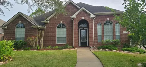9406 Sunlake Dr, Pearland, TX 77584