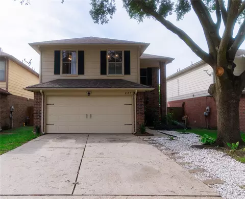 807 Oak W, Houston, TX 77073