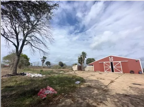 7607 E Fm 1462 Rd, Rosharon, TX 77583