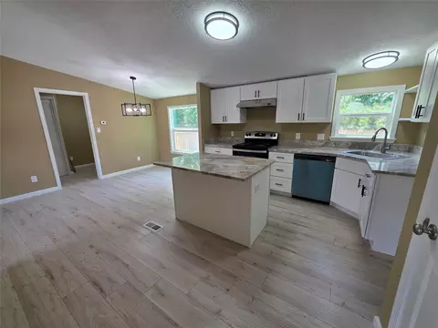 Kitchen - 16423 Trenda Ct, Conroe, TX 77306 photo 1 of 1