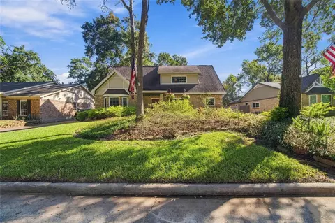 3222 Knoll Manor Dr, Kingwood, TX 77345