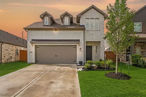 21215 Catalina Palm Dr, Cypress, TX 77433