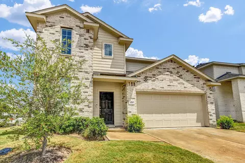400 Flycatcher Ct, Clute, TX 77531