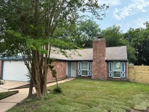 12011 Roan Dr, Houston, TX 77065
