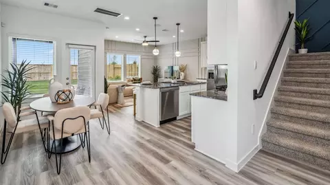 965 Mansfield St, Houston, TX 77091