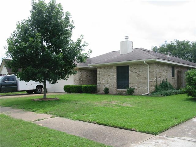 3610 Raindrops Rd, Pasadena, TX 77505 photo 1