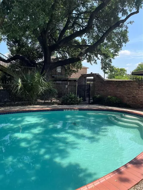 6401 Skyline Dr #38, Houston, TX 77057